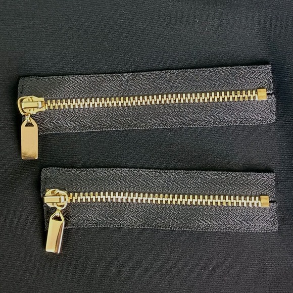 Joseph Ribkoff Black Pencil Skirt Gold Zipper Detail Knee Length Women's Size 18 - Picture 7 of 9